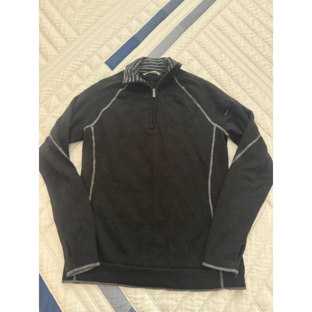 SmartWool Quarter Zip sweater with thumb holes, Black/Grey, Medium.